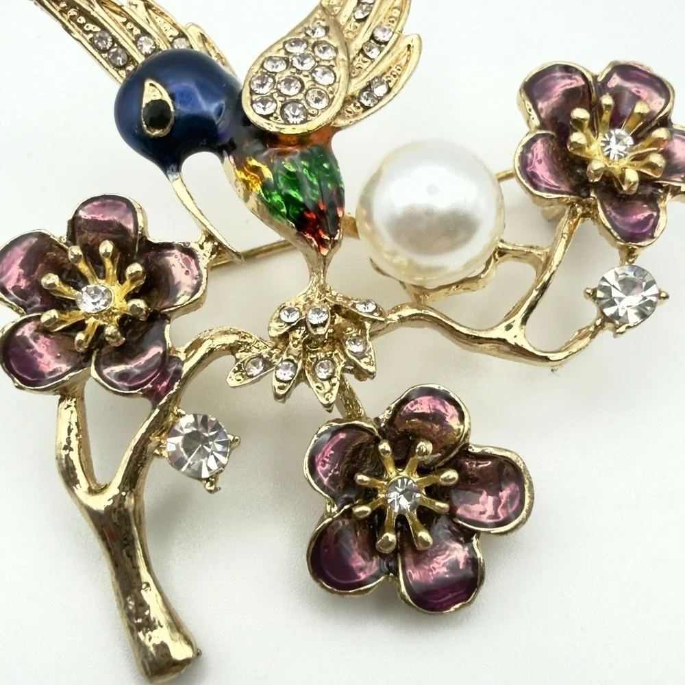 Hummingbird & Peacock Brooch Set Gold Tone Rhinestone Enamel Bird Pins